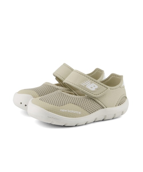 NEW BALANCE(ニューバランス)の「208 Hook and Loop(サンダル・キッズ・ブラック/ベージュ/ピンク・12.0cm/12.5cm/13.0cm/13.5cm/14.0cm/14.5cm/15.0cm/15.5cm/16.0cm/16.5cm)」の4枚目の写真
