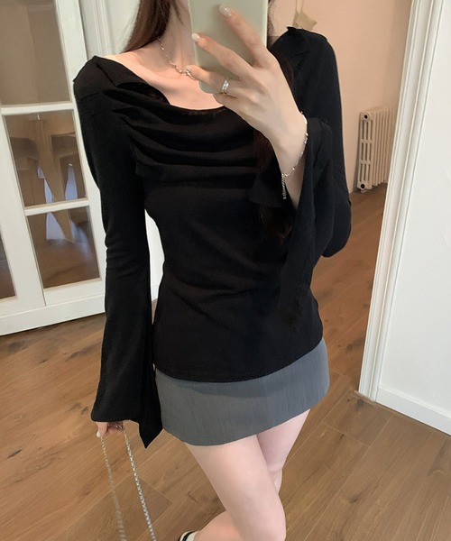by LEGNA(バイレグナ)の「ドレープオフショルダーシアーカットソー(Tシャツ/カットソー・レディース・ブラック/グレイッシュベージュ/アイボリー/ピンク・FREE)」の5枚目の写真