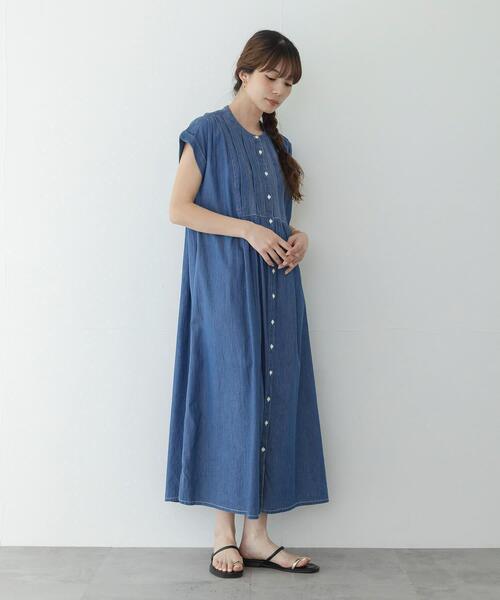 URBAN RESEARCH Sonny Label(アーバンリサーチサニーレーベル)の「デニムピンタックヨークフレンチワンピース(ワンピース・レディース・ライトインディゴブルー/インディゴブルー・FREE)」の16枚目の写真