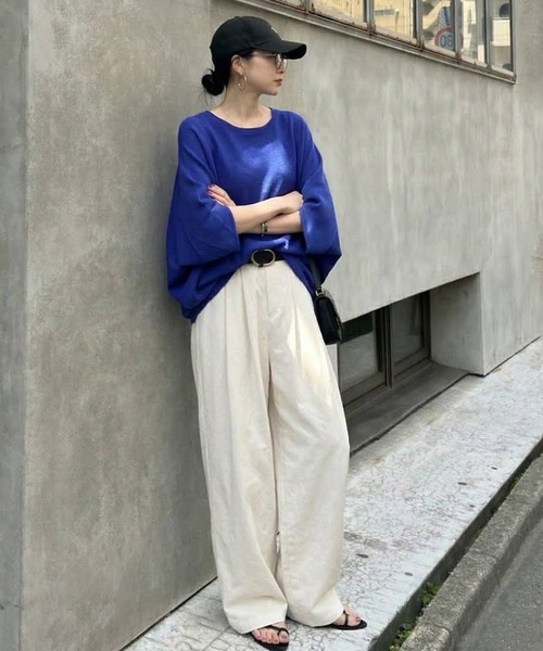 antiqua（アンティカ）の「ドルマン ニット パンツ コーデセット（ニット/セーター・レディース・ベージュ系その他/ブルー/ブラック/レッド・LARGE/MEDIUM）」の4枚目の写真