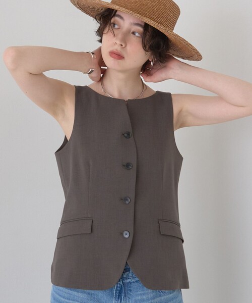 Rouge vif Anna（ルージュヴィフアンナ）の「【セットアップ対応】リネン混ジレ/ベスト（ベスト・レディース・ベージュ/チャコールグレー・フリー）」の2枚目の写真
