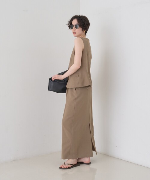 Rouge vif Anna（ルージュヴィフアンナ）の「【セットアップ対応】リネン混ジレ/ベスト（ベスト・レディース・ベージュ/チャコールグレー・フリー）」の3枚目の写真