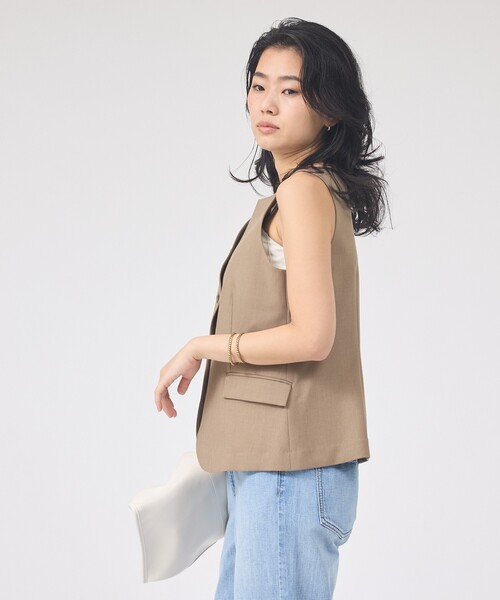 Rouge vif Anna（ルージュヴィフアンナ）の「【セットアップ対応】リネン混ジレ/ベスト（ベスト・レディース・ベージュ/チャコールグレー・フリー）」の12枚目の写真