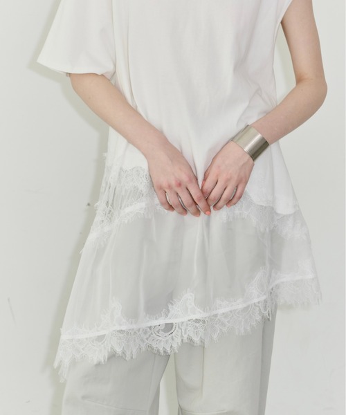LA BELLE ETUDE(ラベルエチュード)の「アシンメトリースリーブレースデザイントップス(Tシャツ/カットソー・レディース・ホワイト/ブラック・FREE)」の9枚目の写真