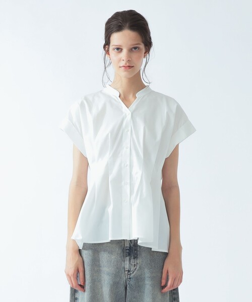 Ray BEAMS(レイビームス)の「タック ウエスト スキッパー シャツ(シャツ/ブラウス・レディース・ホワイト/ブラック・ONE SIZE)」の6枚目の写真