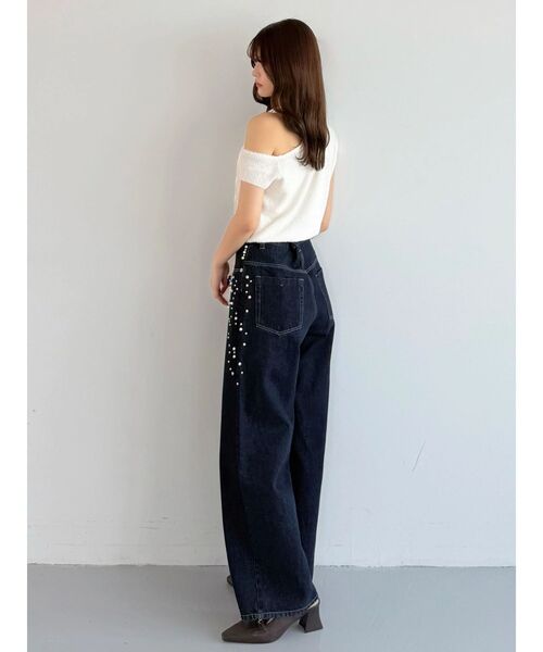 MERCURYDUO(マーキュリーデュオ)の「パールビジューデニム(デニムパンツ・レディース・インディゴブルー/ブルー・MEDIUM/SMALL)」の17枚目の写真