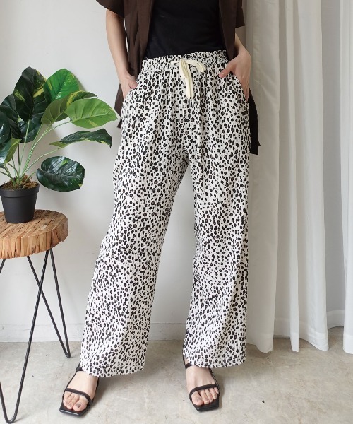 CORNERS(コーナーズ)の「【CORNERS by KR】レオパード柄イージーパンツ(スウェットパンツ・レディース・ベージュ/ホワイト・L/M/S)」の4枚目の写真