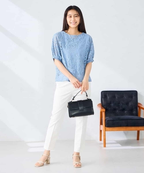 a.v.v(アーヴェヴェ)の「レースドルマンカットソー(Tシャツ/カットソー・レディース・ホワイト/ブルー・38/40)」の13枚目の写真