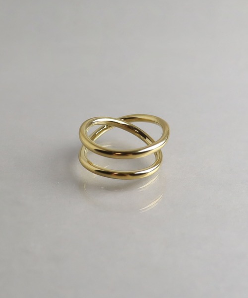 ieLS(イエルズ)の「金属アレルギー対応「ieLS」ステンレス インフィニティクロスリング(リング・レディース・シルバー/ゴールド・L/M)」の4枚目の写真