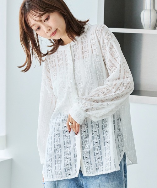 LAVEANGE(ラビアンジェ)の「ストライプレースバンドカラーブラウス|シアーシャツ/前開き/羽織り(シャツ/ブラウス・レディース・ブラック/オフホワイト・LL/5L/M/4L/3L)」の5枚目の写真