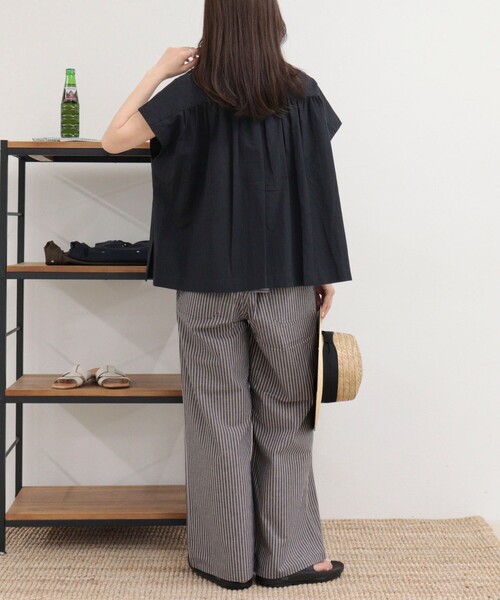GEVACO（ゲバコ）の「【GEVACO/ゲバコ】バンドカラーフレンチスリーブシャツ（シャツ/ブラウス・レディース・レッド/グリーン/ブラック/オフホワイト・38）」の14枚目の写真