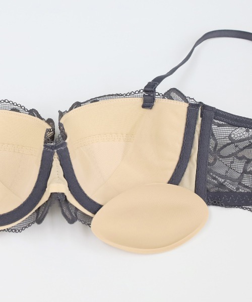ANNEBRA（アンブラ）の「Leo Sonata ストラップレスデコルテメイクブラジャー（ブラジャー・レディース・ライトブラウン/ダークグレー・G75/G70/F75/F70/E80/E75/E70/D80/D75/D70/C80/C75/C70/B75/B70）」の16枚目の写真