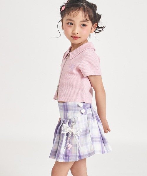 ANAP kids(アナップキッズ)の「チャーム付 サイドハートボタン プリーツスカート(スカート・キッズ・ラベンダー/ライトブルー/ピンク・110/130/120)」の7枚目の写真