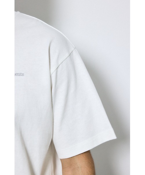 AZUL by moussy(アズールバイマウジー)の「エンブロイダリーロゴTシャツ(Tシャツ/カットソー・メンズ・ホワイト/ブラック・LARGE/MEDIUM)」の18枚目の写真
