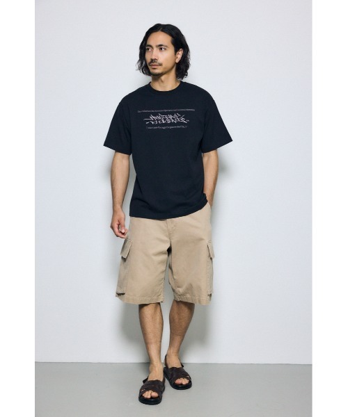AZUL by moussy(アズールバイマウジー)の「エンブロイダリーロゴTシャツ(Tシャツ/カットソー・メンズ・ホワイト/ブラック・LARGE/MEDIUM)」の11枚目の写真