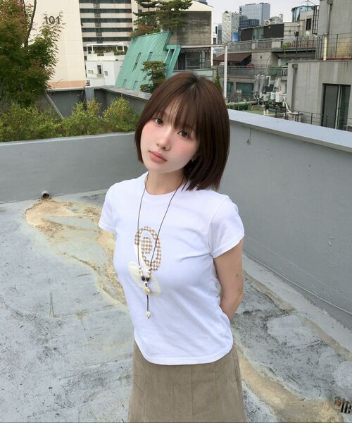 PARAKEET(パラキート)の「アプリケロゴT(ホワイト)(Tシャツ/カットソー・レディース・ホワイト・OS)」の2枚目の写真