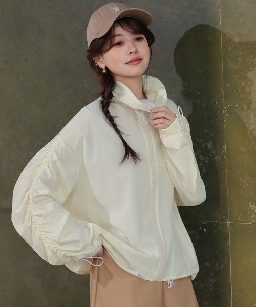 TeddyShop(テディショップ)の「【UVカット率99%以上/接触・急速冷感/ドローコード調節可/2WAYスタンドネック/軽量】長袖 ラッシュガード パーカー レディース(ラッシュガード・レディース・カーキ/クリーム/モカ/ブラック・S/L/M)」の20枚目の写真