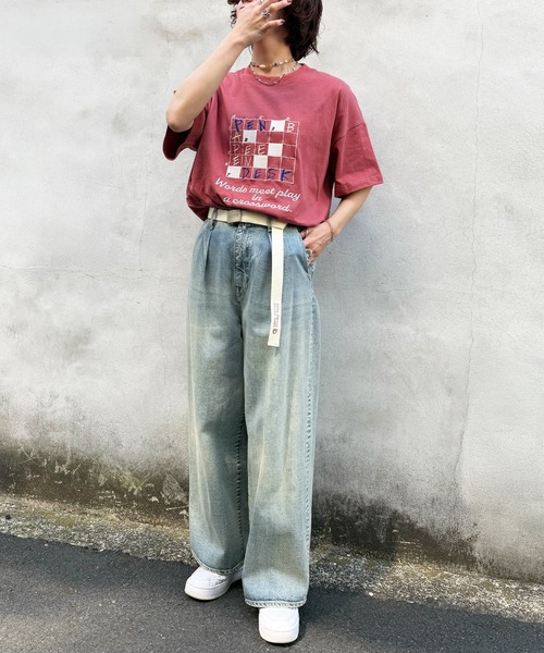 DOUBLE NAME(ダブルネーム)の「Words meet play in a crossword.刺繍TEE(Tシャツ/カットソー・レディース・オフホワイト/ピンク/ブラック系・FREE)」の9枚目の写真