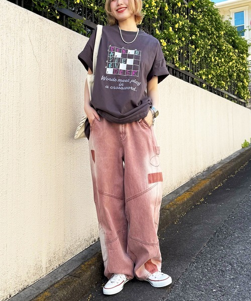 DOUBLE NAME(ダブルネーム)の「Words meet play in a crossword.刺繍TEE(Tシャツ/カットソー・レディース・オフホワイト/ピンク/ブラック系・FREE)」の13枚目の写真