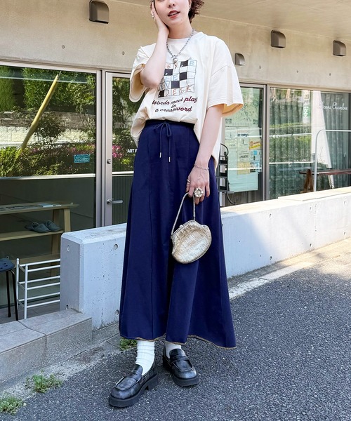 DOUBLE NAME(ダブルネーム)の「Words meet play in a crossword.刺繍TEE(Tシャツ/カットソー・レディース・オフホワイト/ピンク/ブラック系・FREE)」の20枚目の写真
