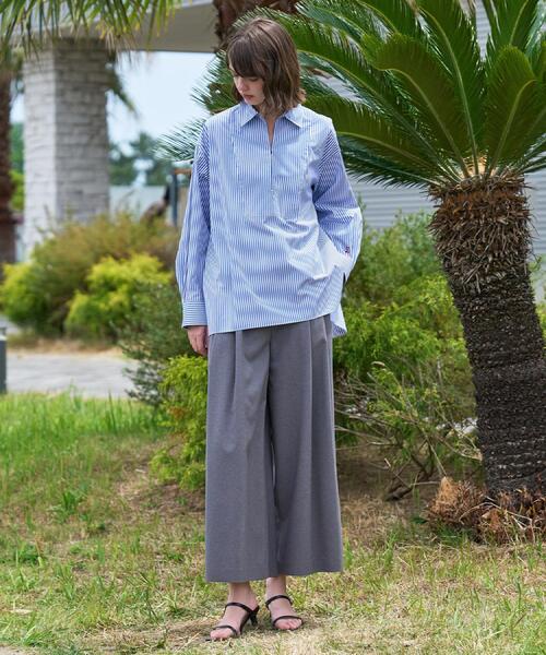 DRESSTERIOR（ドレステリア）の「【接触冷感/UVカット/着回し】スキッパーブラウス（シャツ/ブラウス・レディース・ネイビー/オフホワイト/ブルー系その他4・34/36/38）」の10枚目の写真