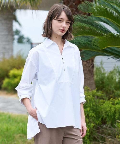 DRESSTERIOR（ドレステリア）の「【接触冷感/UVカット/着回し】スキッパーブラウス（シャツ/ブラウス・レディース・ネイビー/オフホワイト/ブルー系その他4・34/36/38）」の11枚目の写真