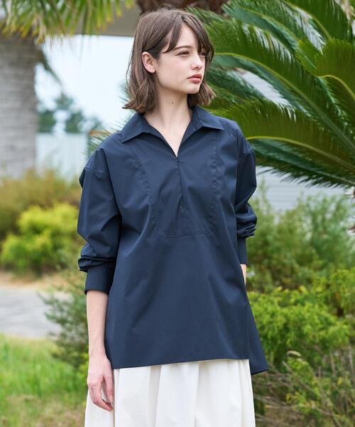 DRESSTERIOR（ドレステリア）の「【接触冷感/UVカット/着回し】スキッパーブラウス（シャツ/ブラウス・レディース・ネイビー/オフホワイト/ブルー系その他4・34/36/38）」の16枚目の写真