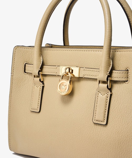 MICHAEL KORS(マイケルコース)の「HAMILTON MODERNE レザー クロスボディバッグ スモール(ハンドバッグ・レディース・ベージュ系・FREE)」の7枚目の写真