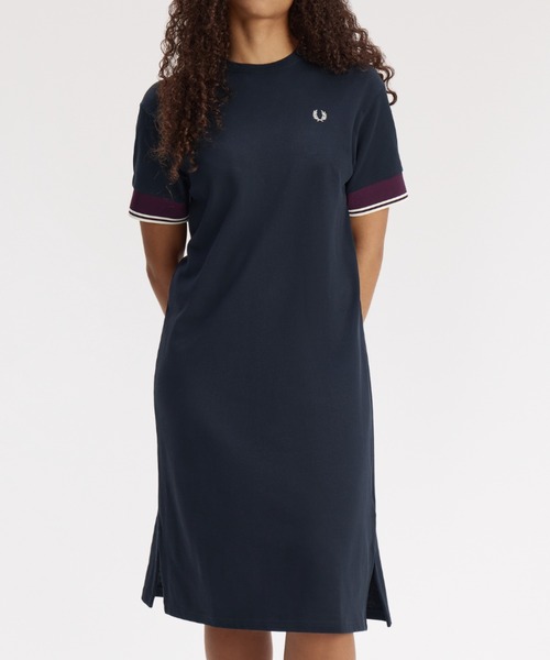 FRED PERRY(フレッドペリー)の「Contrast Cuff Pique T-Shirt Dress/コントラストカフ鹿の子Tシャツワンピース(ワンピース・レディース・ネイビー・10)」の13枚目の写真