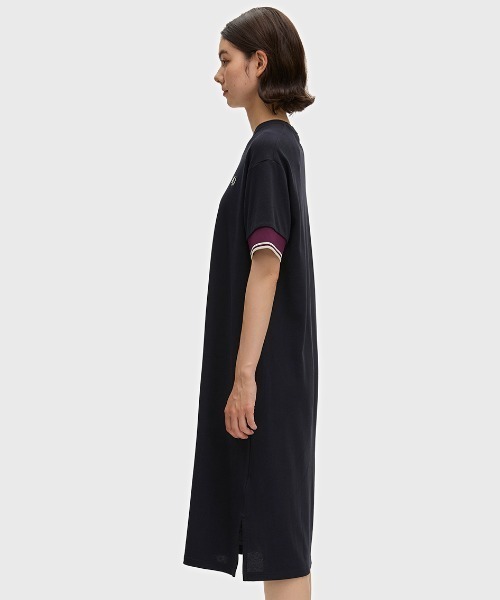 FRED PERRY(フレッドペリー)の「Contrast Cuff Pique T-Shirt Dress/コントラストカフ鹿の子Tシャツワンピース(ワンピース・レディース・ネイビー・10)」の12枚目の写真