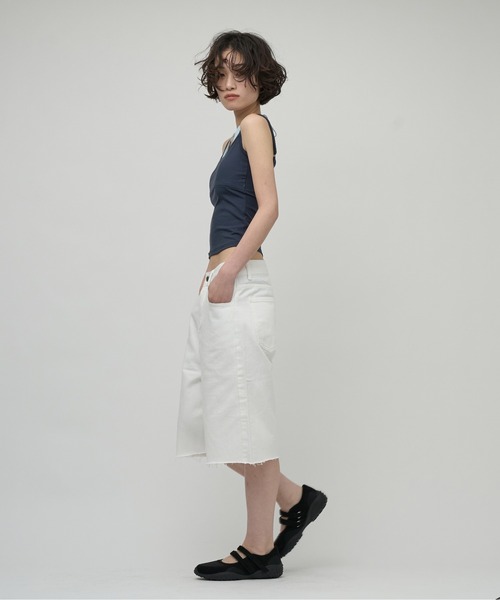 OFROOM(オフルーム)の「Cut Off Denim Shorts|カットオフデニムハーフパンツ(デニムパンツ・レディース・ブルー/ホワイト・SMALL/MEDIUM)」の18枚目の写真