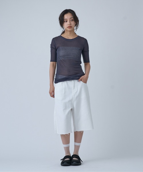 OFROOM(オフルーム)の「Cut Off Denim Shorts|カットオフデニムハーフパンツ(デニムパンツ・レディース・ブルー/ホワイト・SMALL/MEDIUM)」の21枚目の写真