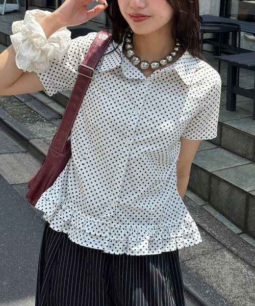 CIAOPANIC(チャオパニック)の「【ドット柄/ストライプ】裾フリルコンパクトシャツ(シャツ/ブラウス・レディース・ベージュ/サックスブルー/ホワイト・FREE)」の5枚目の写真