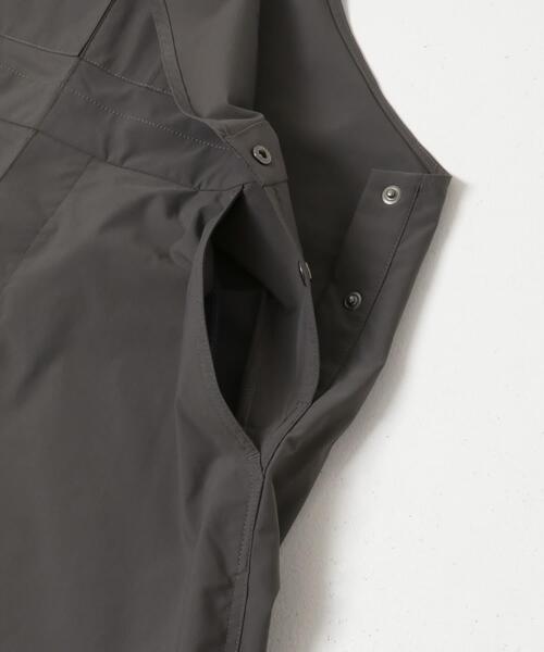 EKAL(エカル)の「『接触冷感/イージーケア』SOLOTEX ワイドサロペット(サロペット/オーバーオール・レディース・チャコールグレー/ブラック/ネイビー・ONE)」の22枚目の写真