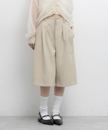 フロントタックレザーハーフパンツ