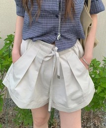 プリーツショートパンツ