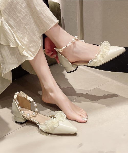 Miniministore(ミニミニストア)の「ポインテッドトゥフリルパンプスパール美脚(パンプス・レディース・ブラック/アイボリー・22.5cm/24.5cm/24.0cm/23.5cm/23.0cm)」の1枚目の写真