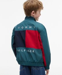 TOMMY HILFIGER（トミーヒルフィガー）の「BOYS フラッグジャケット（ブルゾン）」