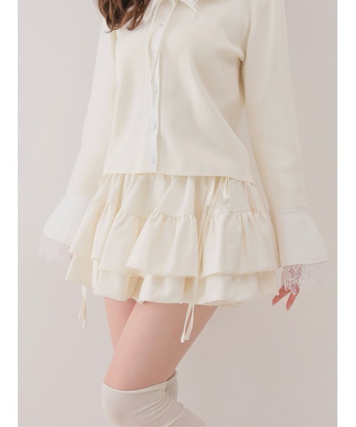 M me eme(エムミーエメ)の「Double frill matte satin skirt(eme11172)(スカート・レディース・ホワイト/アイボリー・FREE)」の2枚目の写真