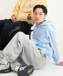 BGL（ビージーエル）の「SCRIPT LOGO SWEAT PANTS / スクリプトロゴ / 韓国ストリート / Y2K / ラインストーン　スウェットパンツ（スウェットパンツ）」