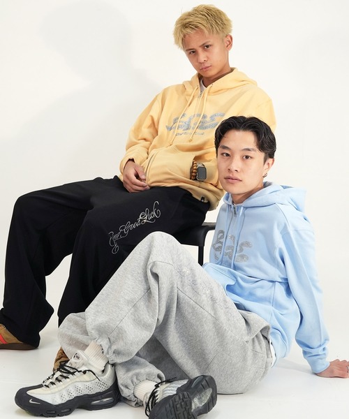 BGL（ビージーエル）の「SCRIPT LOGO SWEAT PANTS / スクリプトロゴ / 韓国ストリート / Y2K / ラインストーン　スウェットパンツ（スウェットパンツ・レディース・ブラック/グレー・S/M/L）」の6枚目の写真