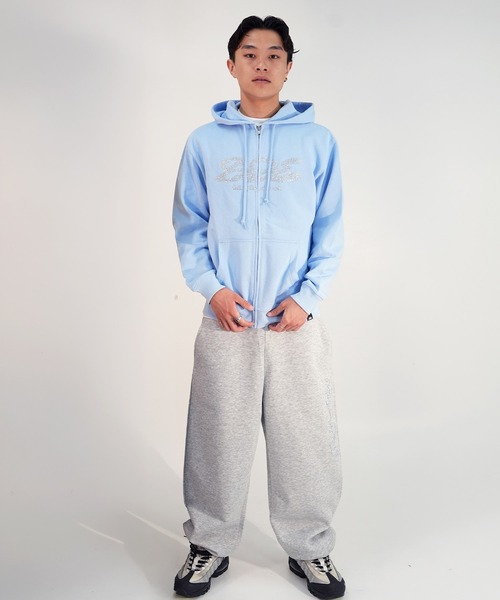 BGL（ビージーエル）の「SCRIPT LOGO SWEAT PANTS / スクリプトロゴ / 韓国ストリート / Y2K / ラインストーン　スウェットパンツ（スウェットパンツ・レディース・ブラック/グレー・S/M/L）」の4枚目の写真