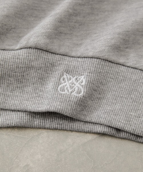 VIS(ビス)の「ワンポイント刺繍入りドレープスウェットプルオーバー(スウェット・レディース・サックスブルー/キナリ/ブラック/ライトグレー・FREE)」の20枚目の写真