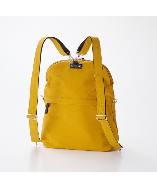 Belle Maison（ベルメゾン）の「急に荷物が増えても慌てない！「タテ拡張」3WAYショルダーリュック（バックパック/リュック・レディース・ブルーグレー/チャコール/マスタード/アイボリー・-）」の10枚目の写真