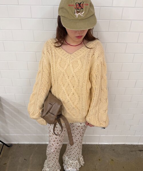 w closet（ダブルクローゼット）の「オーバーケーブルニット（ニット/セーター・レディース・ミント/グレー/サックスブルー/アイボリー・FREE）」の2枚目の写真