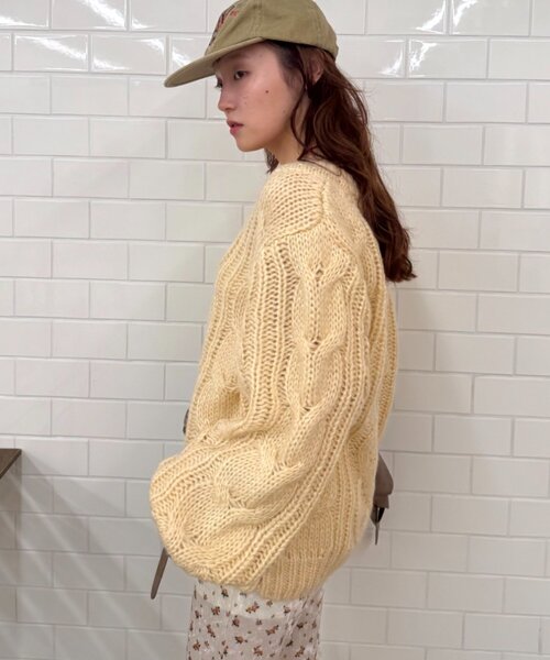 w closet（ダブルクローゼット）の「オーバーケーブルニット（ニット/セーター・レディース・ミント/グレー/サックスブルー/アイボリー・FREE）」の15枚目の写真