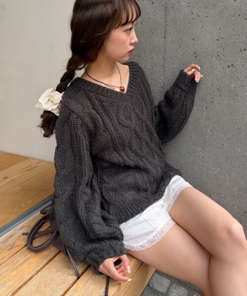 w closet（ダブルクローゼット）の「オーバーケーブルニット（ニット/セーター・レディース・ミント/グレー/サックスブルー/アイボリー・FREE）」の21枚目の写真