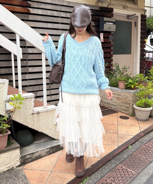 w closet（ダブルクローゼット）の「オーバーケーブルニット（ニット/セーター・レディース・ミント/グレー/サックスブルー/アイボリー・FREE）」の11枚目の写真