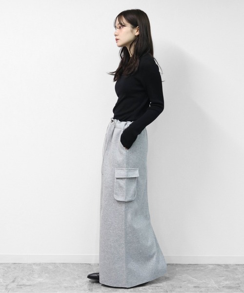 THE CELL.(ザセルドット)の「スウェットライク ロングカーゴスカート SWEAT-LIKE CARGO LONG SKIRT(スカート・レディース・ブラック/杢グレー・FREE)」の17枚目の写真