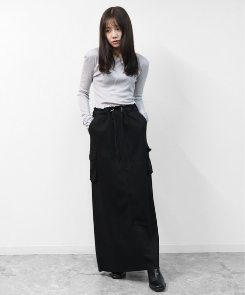 THE CELL.(ザセルドット)の「スウェットライク ロングカーゴスカート SWEAT-LIKE CARGO LONG SKIRT(スカート・レディース・ブラック/杢グレー・FREE)」の6枚目の写真